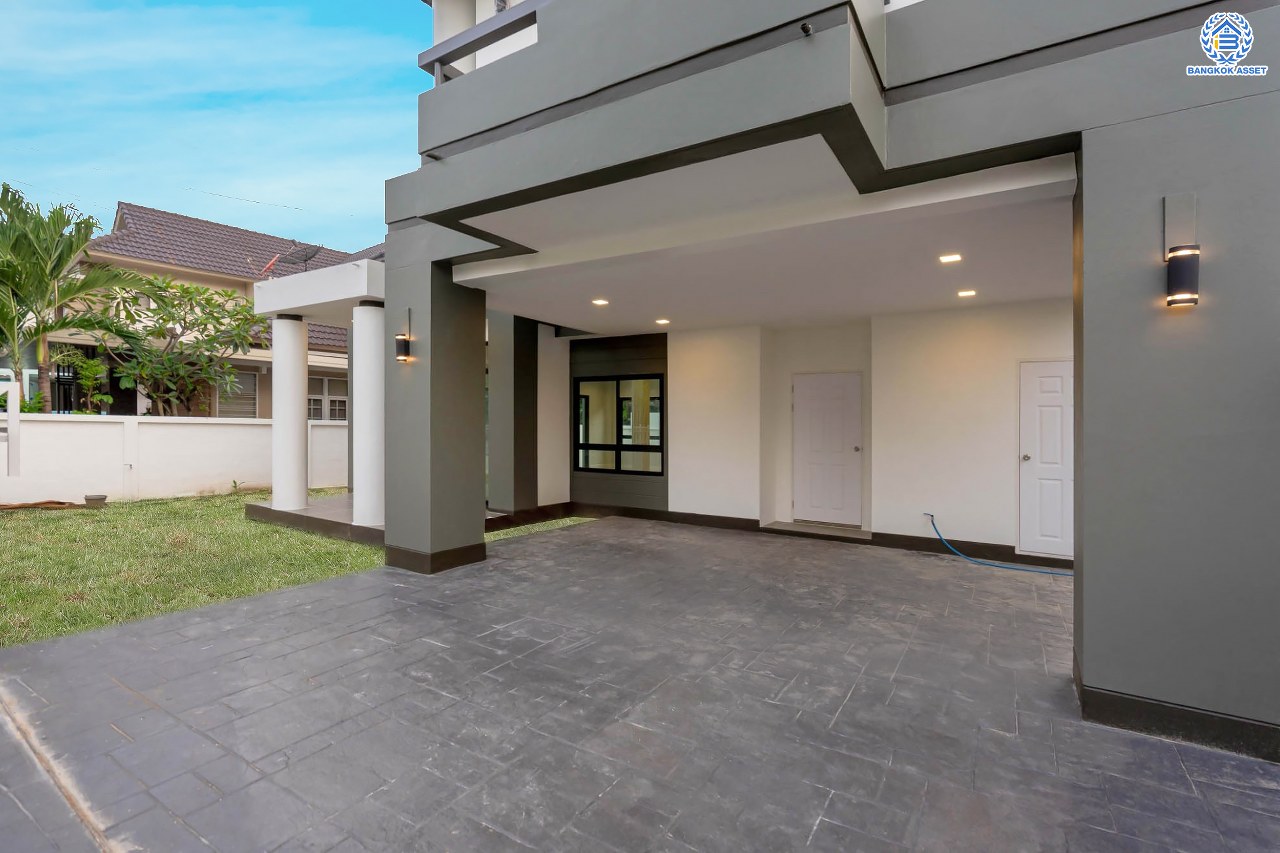 บ้านมือสองตกแต่งใหม่ ม.เนเบอร์โฮม วัชรพล เนื้อที่ 68 ตร.ว. ฟังก์ชัน 3 ห้องนอน 4 ห้องน้ำ 1 ห้องแม่บ้าน จอดรถได้ 2 คัน บนทำเลเชื่อมต่อหลายเส้นทาง ทั้ง ถนนสุขาภิบาล5 ถนนสายไหม และถนนรามอินทรา ใกล้ทางด่วน "ฉลองรัช" และรถไฟฟ้าสายสีเขียว "สถานีสายหยุด"